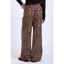 Load image into Gallery viewer, Cheetah Girl Pants
