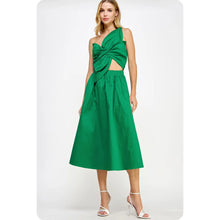 Load image into Gallery viewer, Emmy Green Flower Midi Dress
