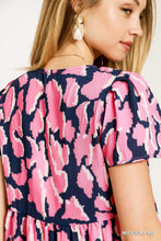 Load image into Gallery viewer, Fun Animal Print V Neck
