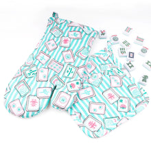 Load image into Gallery viewer, Mahjong Stripe Oven Mitt Set
