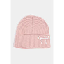 Load image into Gallery viewer, Pearl Beaded Ribbon Knitted Beanie
