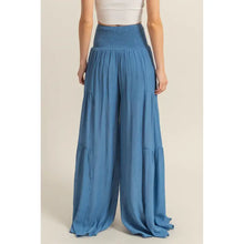 Load image into Gallery viewer, Tiered Palazzo Pants
